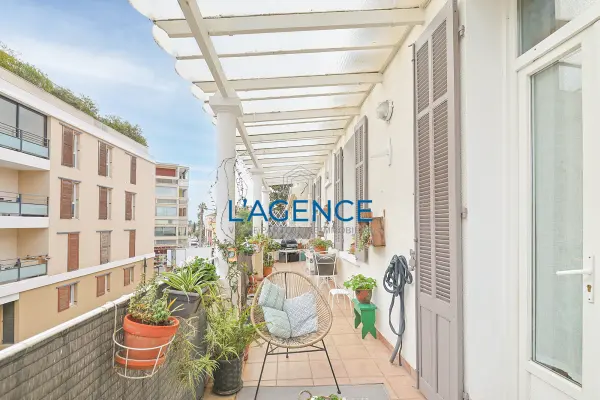 Hyères 83400 – Vente appartement 5&nbsp;pièces 2&nbsp;chambres