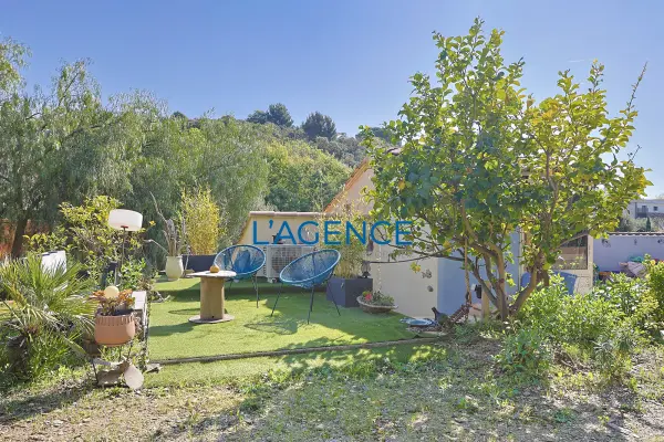 Hyères 83400 – Vente maison/villa 6&nbsp;pièces 4&nbsp;chambres