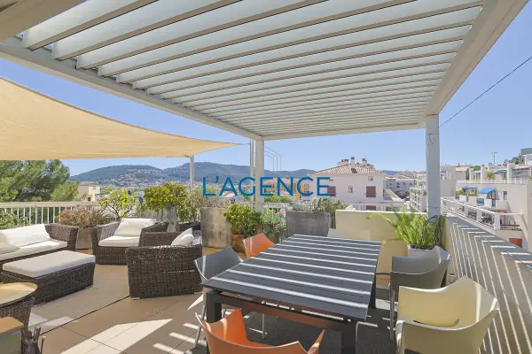 Hyères 83400 – Vente appartement 4&nbsp;pièces 3&nbsp;chambres