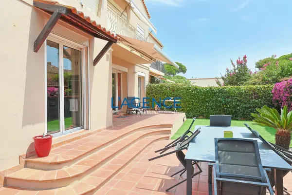 Hyères 83400 – Vente appartement 4&nbsp;pièces 3&nbsp;chambres