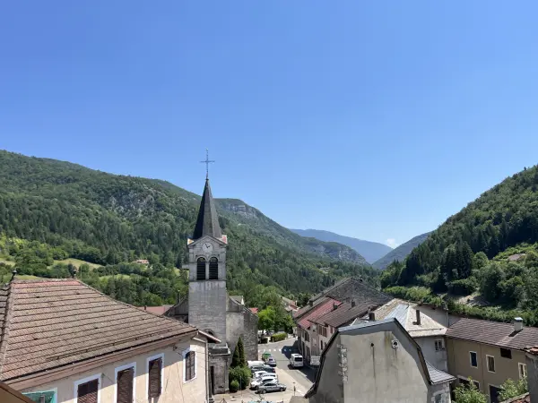 Saint-Germain-de-Joux 01130 – Vente immeuble 4&nbsp;pièces 3&nbsp;chambres