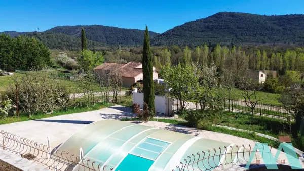 Signes 83870 – Vente maison/villa 3&nbsp;pièces 2&nbsp;chambres