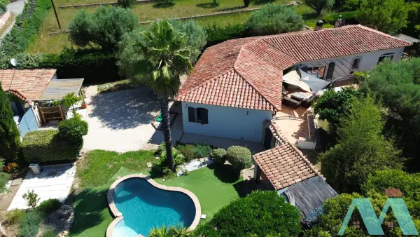 Le Beausset 83330 – Vente maison/villa 5&nbsp;pièces 4&nbsp;chambres