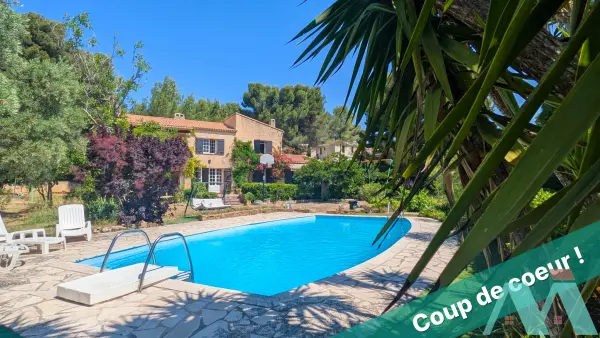 La Cadière-d&rsquo;Azur 83740 – Vente maison/villa 6&nbsp;pièces 4&nbsp;chambres