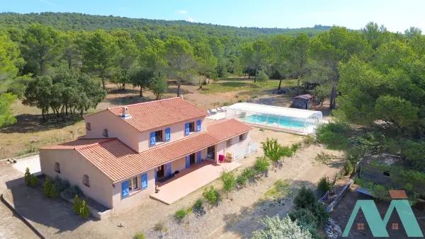 Signes 83870 – Vente maison/villa 6&nbsp;pièces 5&nbsp;chambres