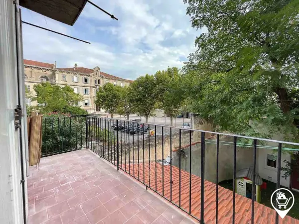 Marseille 13008 – Location appartement 3&nbsp;pièces 2&nbsp;chambres