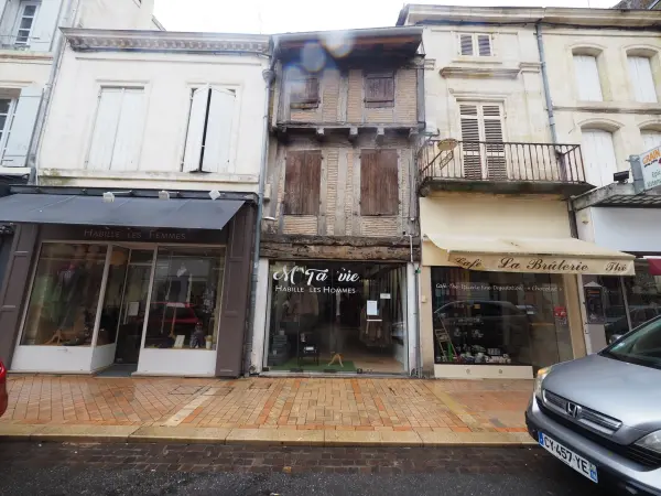 Marmande 47200 – Vente immeuble