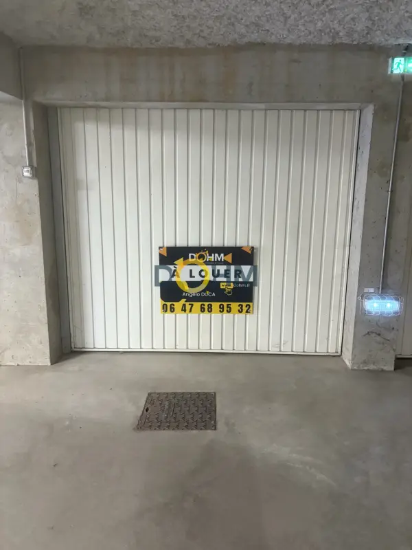 Andrézieux-Bouthéon 42160 – Location parking/box