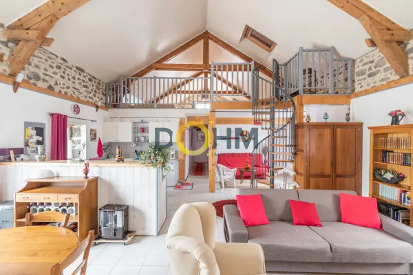 Massiac 15500 – Vente de prestige maison/villa 6&nbsp;pièces 3&nbsp;chambres