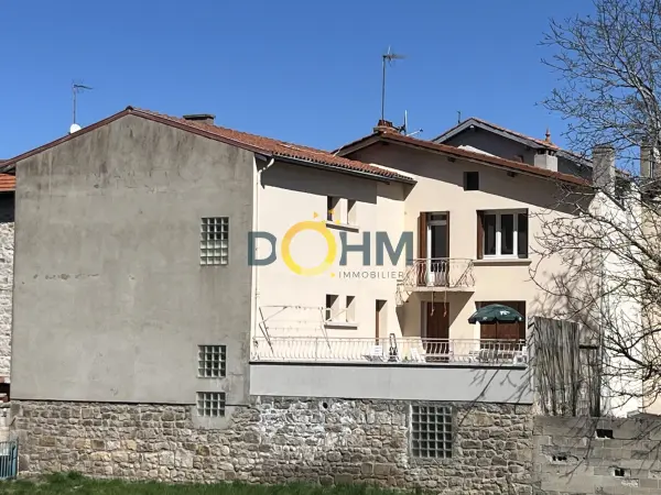 Saint-Bonnet-le-Château 42380 – Vente immeuble