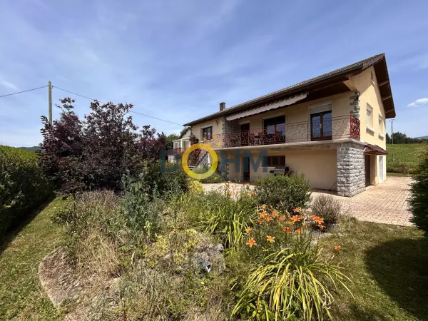 Marat 63480 – Vente maison/villa 9&nbsp;pièces 6&nbsp;chambres