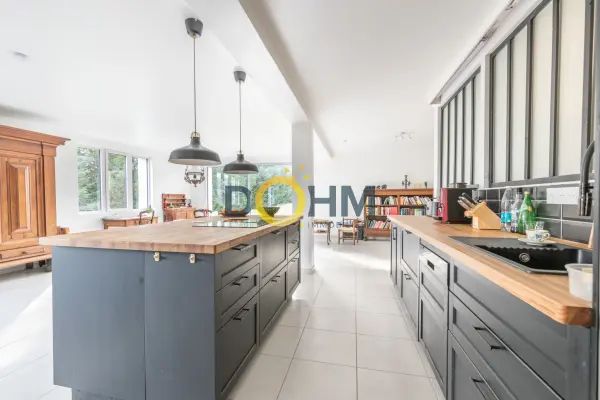 Ambert 63600 – Vente maison/villa 6&nbsp;pièces 5&nbsp;chambres