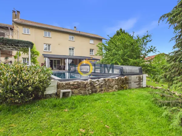 Thiolières 63600 – Vente maison/villa 9&nbsp;pièces 6&nbsp;chambres