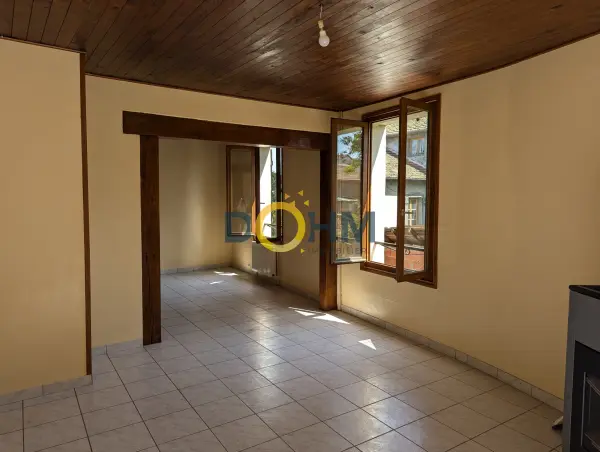 Arlanc 63220 – Location maison/villa 4&nbsp;pièces 2&nbsp;chambres