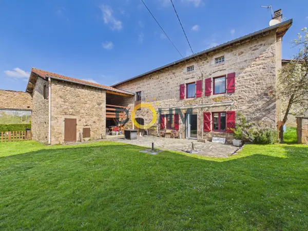 Saint-Pierre-du-Champ 43810 – Vente maison/villa 7&nbsp;pièces 4&nbsp;chambres
