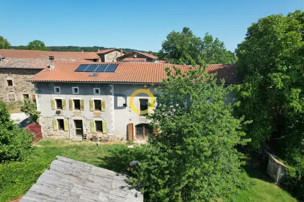 Chomelix 43500 – Vente maison/villa 6&nbsp;pièces 5&nbsp;chambres