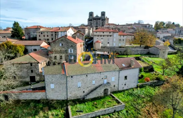 La Chaise-Dieu 43160 – Vente maison/villa 7&nbsp;pièces 4&nbsp;chambres