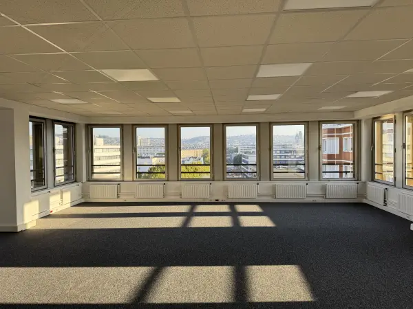 Rouen 76100 – Location local