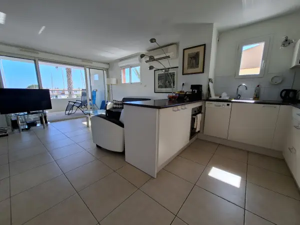 Agde 34300 – Vente appartement 3&nbsp;pièces 2&nbsp;chambres