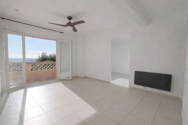 Grasse 06130 – Vente appartement 3&nbsp;pièces 2&nbsp;chambres