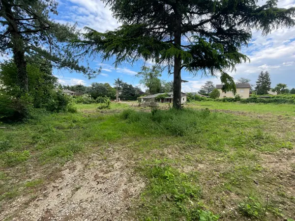 VILLETTE D ANTHON 38280 – Vente terrain