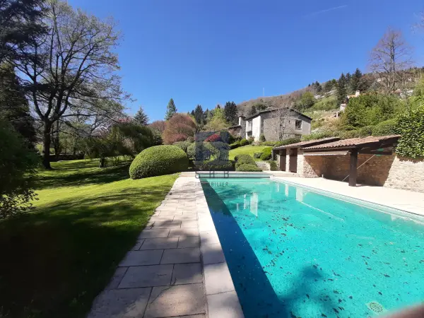 Le Cheylard 07160 – Vente de prestige maison/villa 11&nbsp;pièces 5&nbsp;chambres