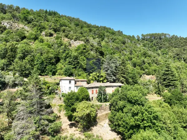 Saint-Sauveur-de-Montagut 07190 – Vente maison/villa 8&nbsp;pièces 4&nbsp;chambres