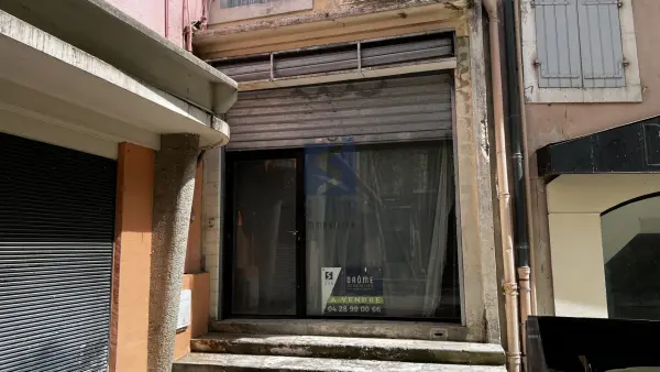 Montélimar 26200 – Vente local 1&nbsp;pièce