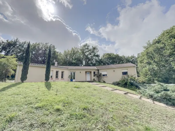 Saïx 81710 – Vente maison/villa 6&nbsp;pièces 5&nbsp;chambres