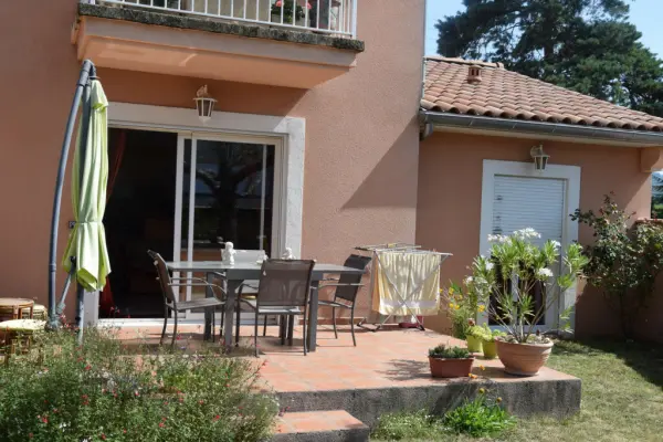 Aussillon 81200 – Vente immeuble