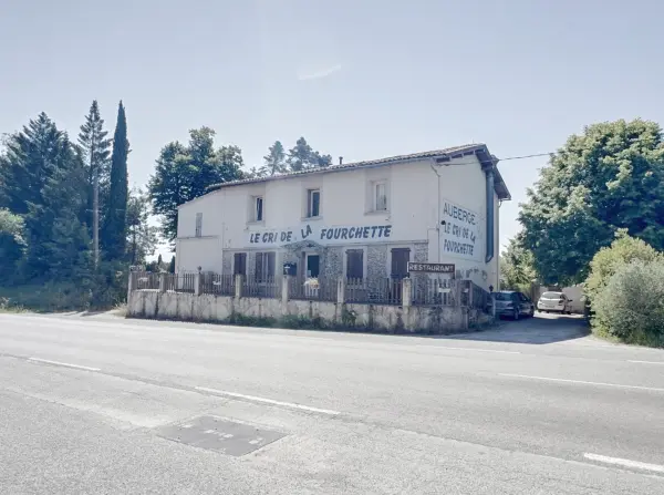 Puylaurens 81700 – Vente immeuble 5&nbsp;chambres