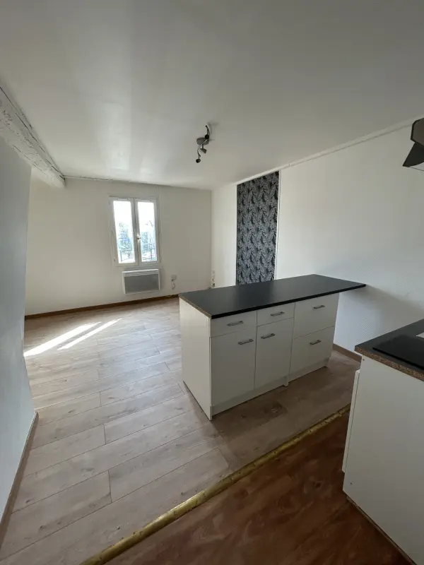 Castres 81100 – Location appartement 2&nbsp;pièces 1&nbsp;chambre