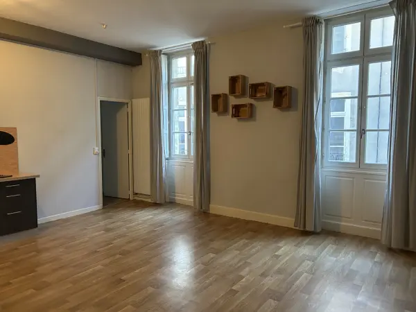 Castres 81100 – Location appartement 2&nbsp;pièces 1&nbsp;chambre