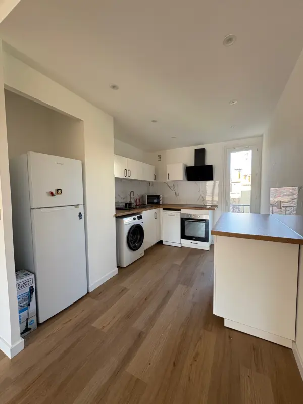 Toulon 83100 – Location appartement 3&nbsp;pièces 2&nbsp;chambres