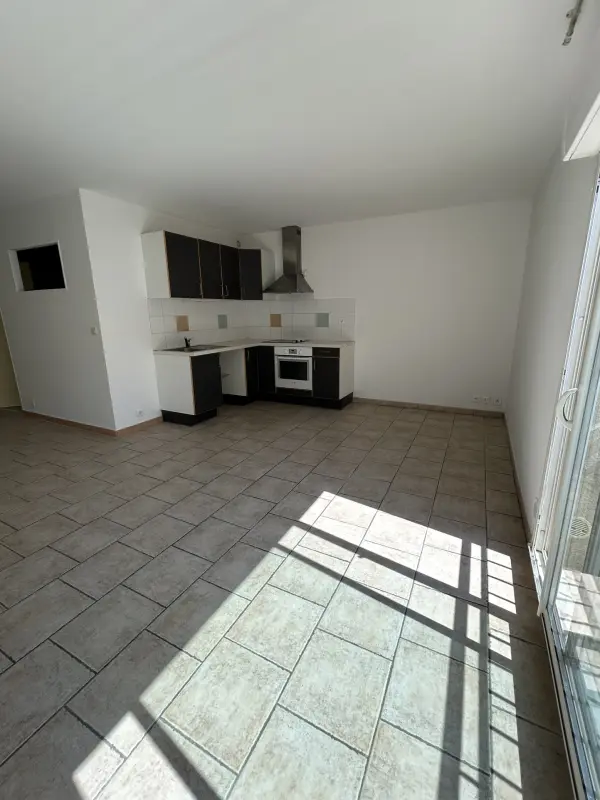 Miramas 13140 – Location appartement 2&nbsp;pièces 1&nbsp;chambre