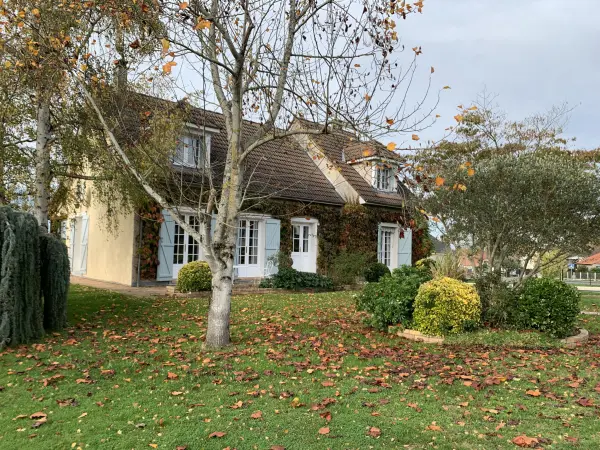 Saint-Hilaire-de-Court 18100 – Vente maison/villa 6&nbsp;pièces 4&nbsp;chambres