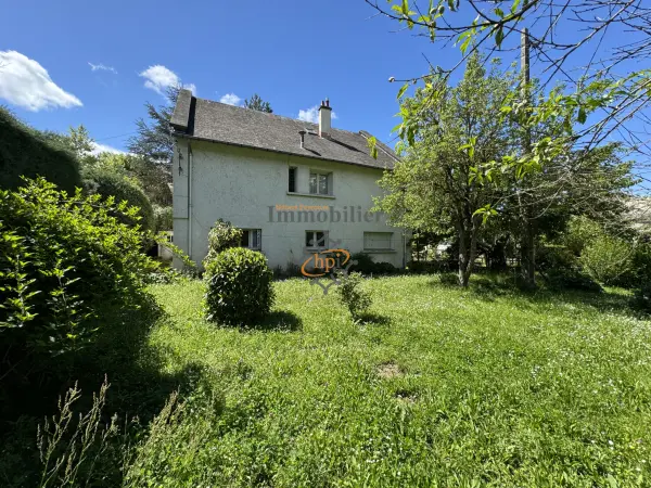 Saint-Affrique 12400 – Vente maison/villa 8&nbsp;pièces 5&nbsp;chambres