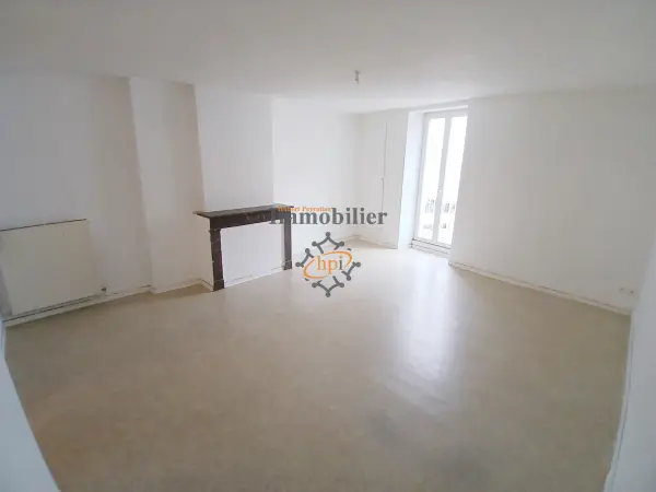 Saint-Affrique 12400 – Location appartement 2&nbsp;pièces 1&nbsp;chambre