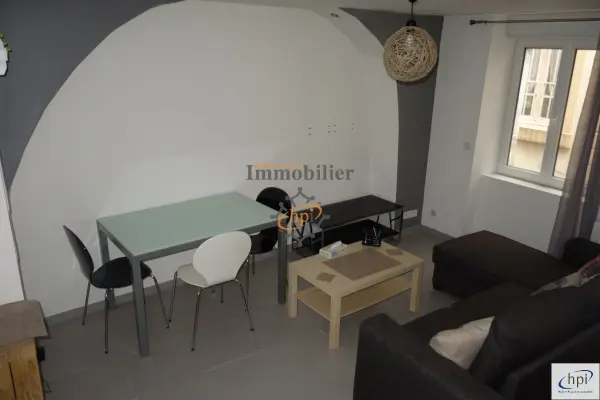 Saint-Affrique 12400 – Location appartement 2&nbsp;pièces 1&nbsp;chambre