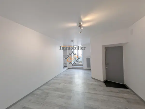 Saint-Affrique 12400 – Location appartement 3&nbsp;pièces 1&nbsp;chambre