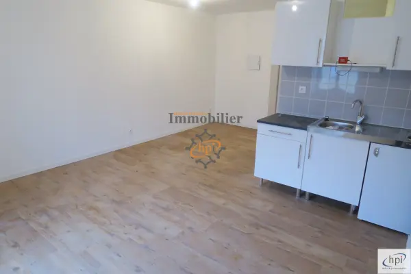 Saint-Affrique 12400 – Location appartement 1&nbsp;pièce