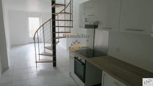 Saint-Affrique 12400 – Location appartement 2&nbsp;pièces 1&nbsp;chambre