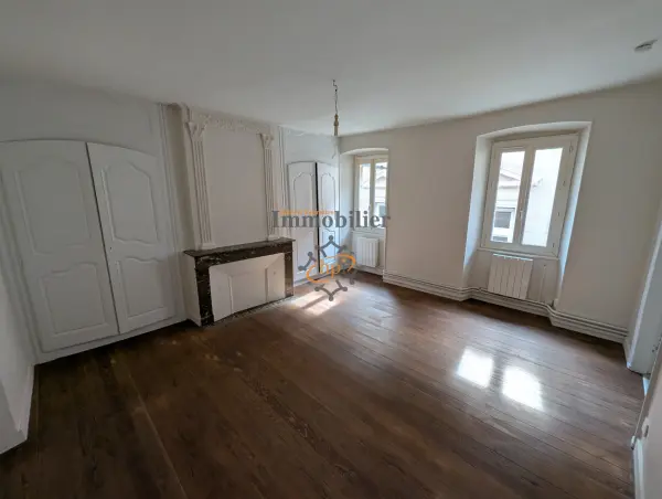 Saint-Affrique 12400 – Location appartement 3&nbsp;pièces 1&nbsp;chambre