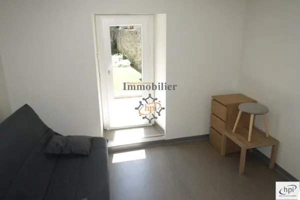 Saint-Affrique 12400 – Location appartement 2&nbsp;pièces 1&nbsp;chambre