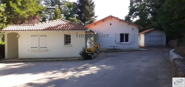Saint-Affrique 12400 – Location maison/villa 5&nbsp;pièces 3&nbsp;chambres