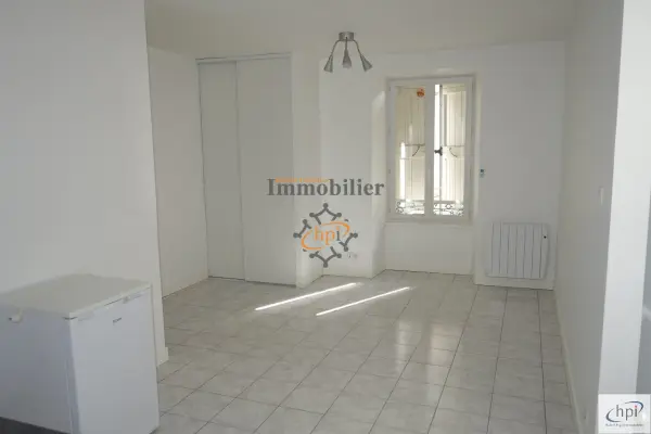 Saint-Affrique 12400 – Location appartement 1&nbsp;pièce