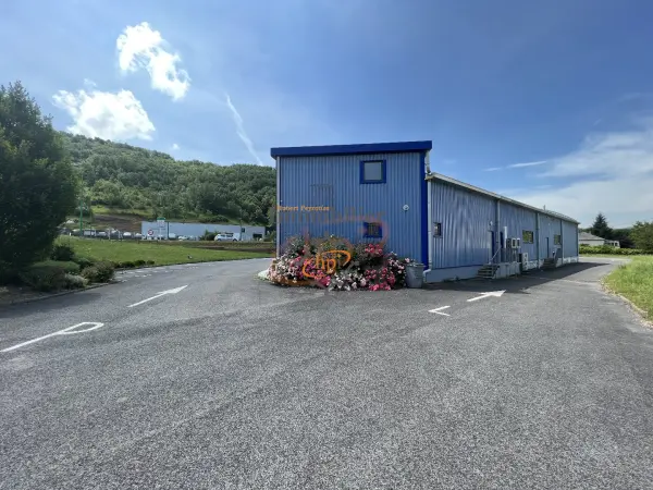 Vabres-l&rsquo;Abbaye 12400 – Location local