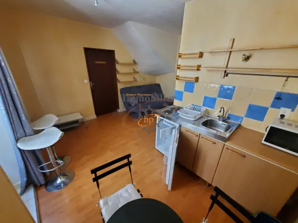 Saint-Affrique 12400 – Location appartement 1&nbsp;pièce