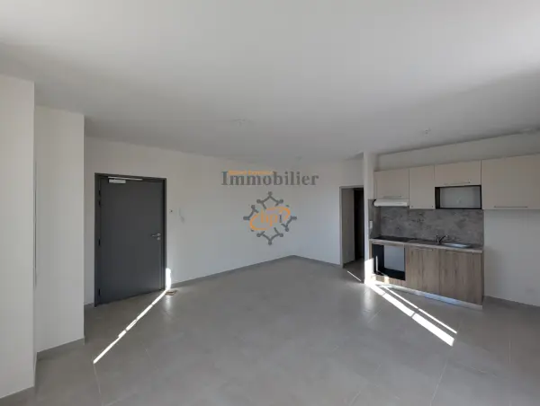 Vabres-l&rsquo;Abbaye 12400 – Location appartement 3&nbsp;pièces 2&nbsp;chambres