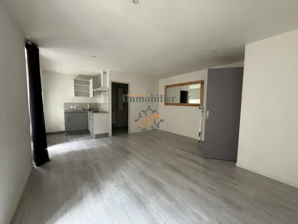 Saint-Affrique 12400 – Location appartement 2&nbsp;pièces 1&nbsp;chambre